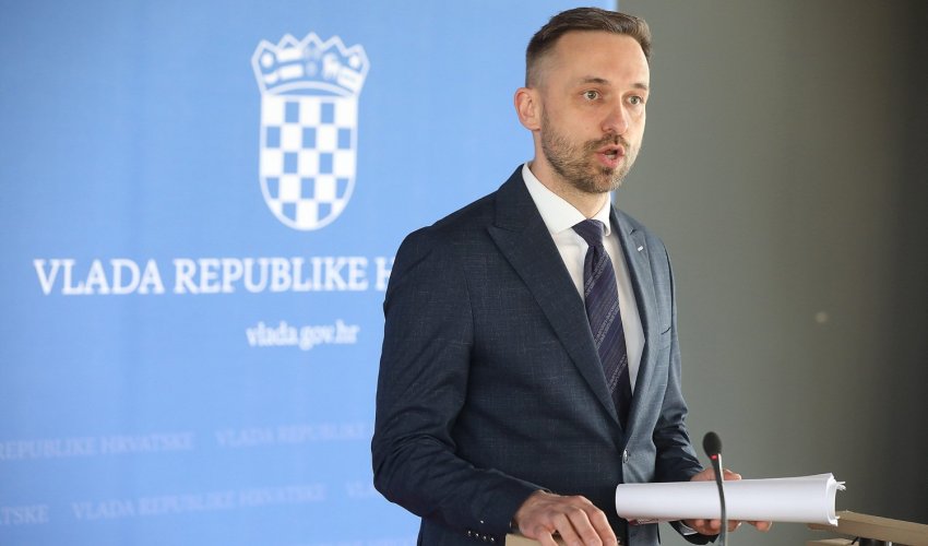 Satnica osobnim asistentima bit će povećana za 50 posto