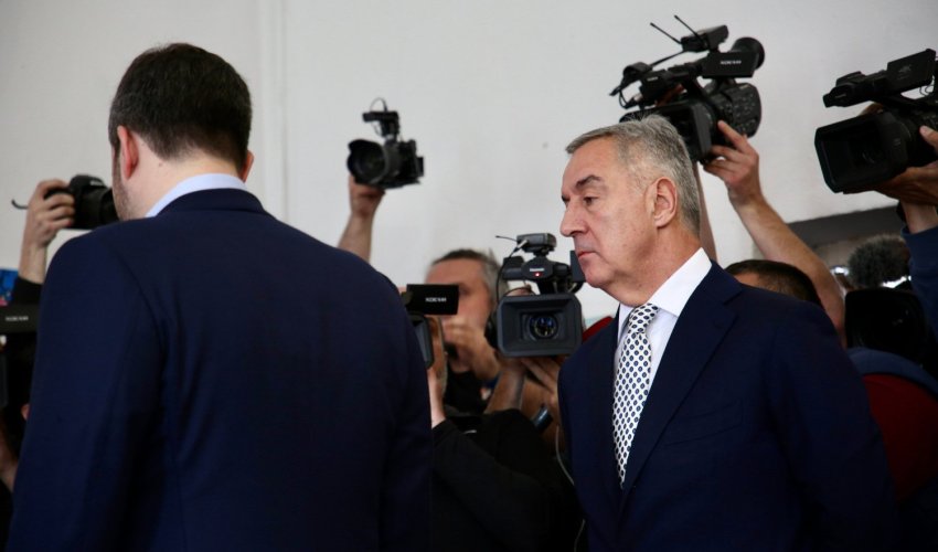 Milo Đukanović podnio ostavku na mjesto predsjednika DPS-a