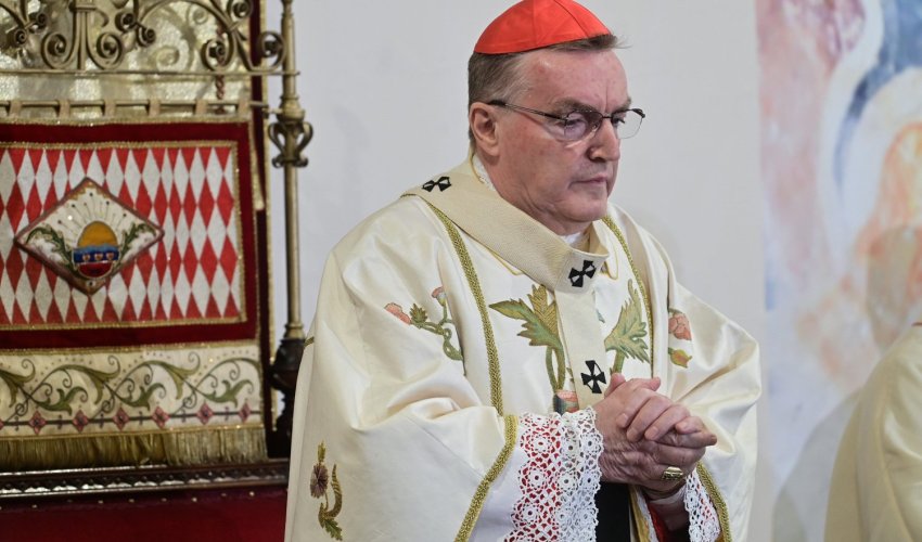 Bozanić pozvao vjernike da pomažu drugima, osobito prognanicima