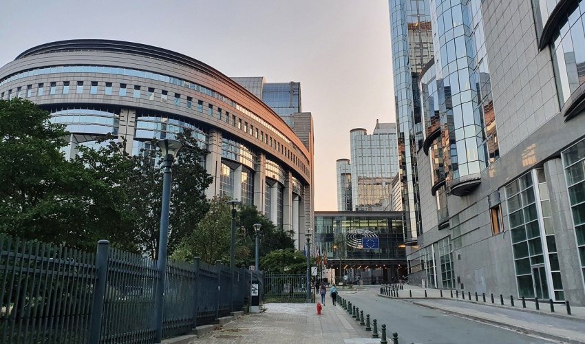 EU će Ukrajini donirati milijun komada streljiva u 12 mjeseci