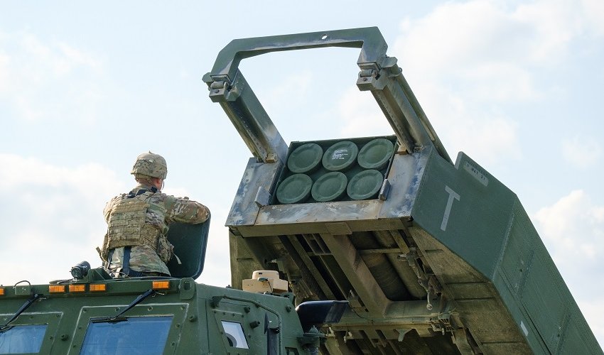 Poljska dobila prve raketne bacače HIMARS koje će postaviti blizu ruske granice