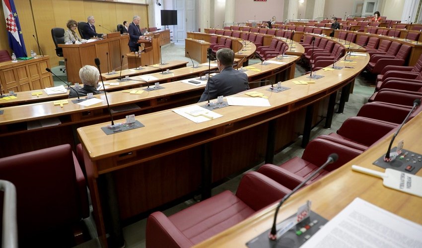 Trebaju li rasprave biti kraće, a rad dinamičniji?