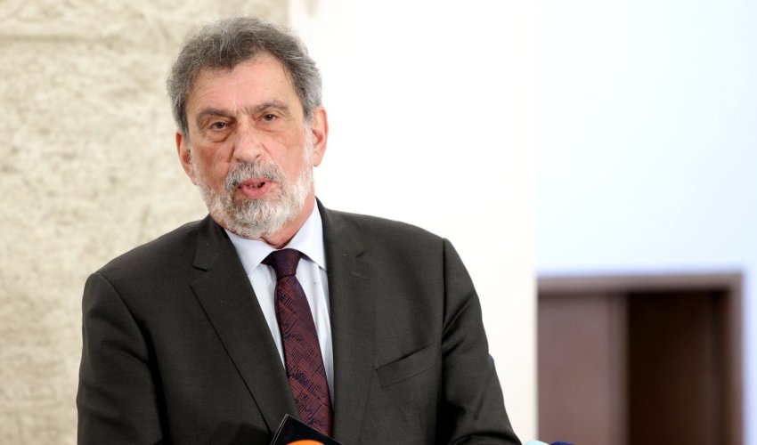 Fuchs-  Između 2026. i 2027. sve škole radit će u jednoj smjeni