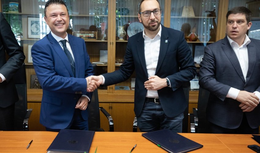 Potpisan ugovor o 20 novih tramvaja, neki su stari čak 48 godina