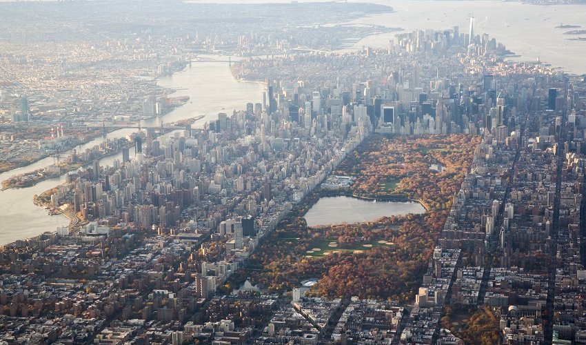 New York tone pod vlastitom težinom