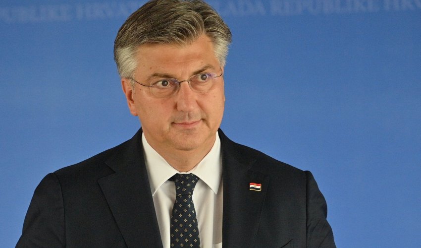 Umjesto isprike jučer smo slušali lažne teze o kršenju Ustava