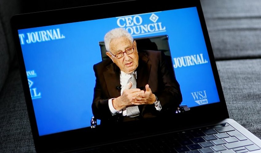 Kissinger još uvijek aktivan, u Kini se sastao s ministrom obrane