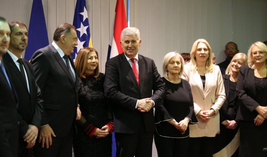 Ishod velike krize u BiH: Uzmiče li Milorad Dodik?