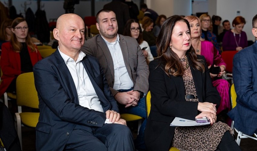 Zaposlenici koji rade od kuće iskazuju veću razinu osobnog zadovoljstva i ravnoteže poslovnog i privatnog života