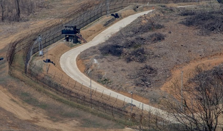 Sjeverna Koreja ispalila više od 200 granata, Južna Koreja naredila otočanima odlazak u skloništa