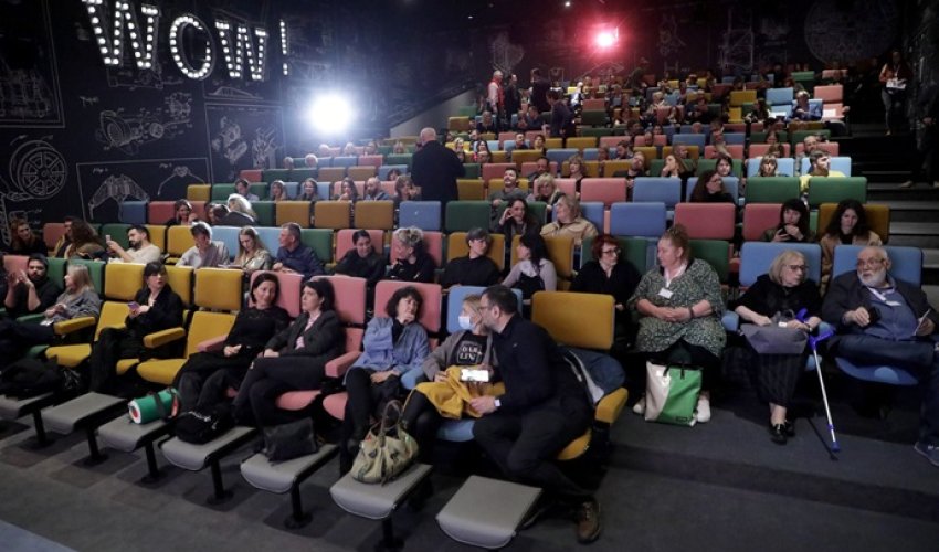 Regionalna konkurencija kao 'tsunami' većinskih i manjinskih produkcija