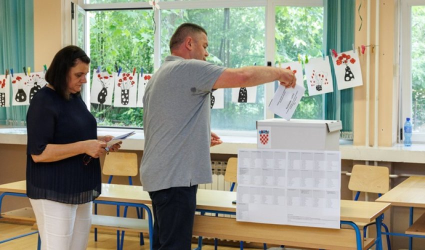 Rezultati izlaznih anketa, najviše mandata osvajaju HDZ - šest i SDP – četiri