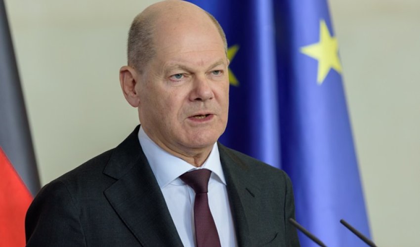 Scholzova koalicija pala, krajnji desničari napredovali