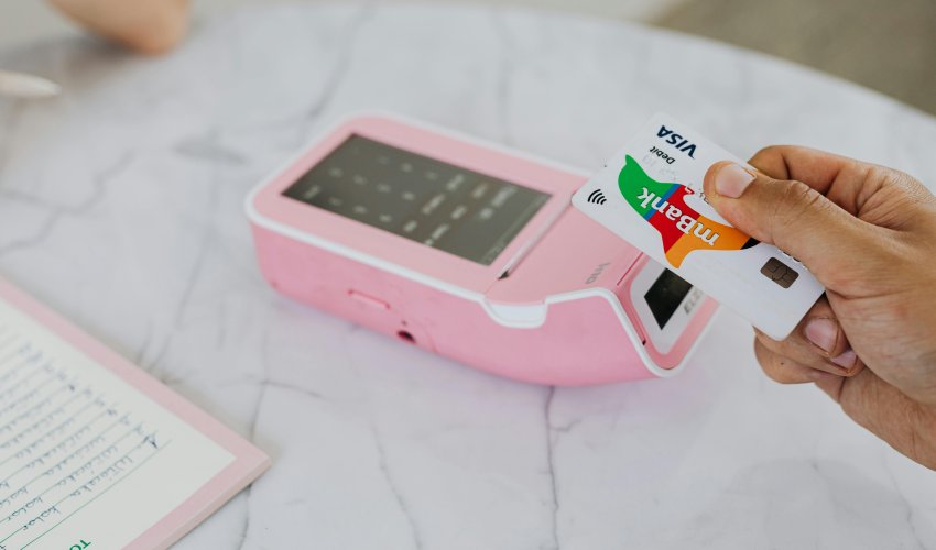 Visa zavladala tržištem, sad je na meti regulatora