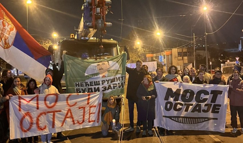 Aktivisti spriječili rušenje Starog savskog mosta u Beogradu