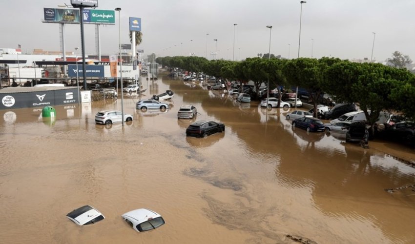 Raste bijes Španjolaca nakon katastrofalnih poplava