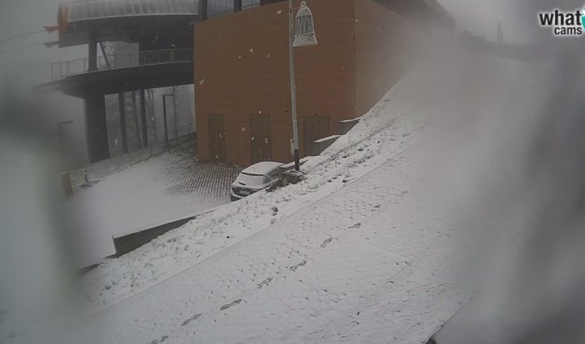 Pao prvi snijeg na Sljemenu