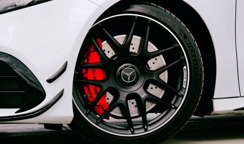 Mercedes-Benz najavljuje smanjenje troškova od nekoliko milijardi eura godišnje