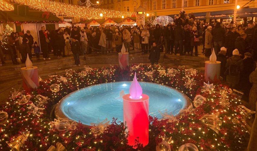 Službeno počeo Advent u Zagrebu