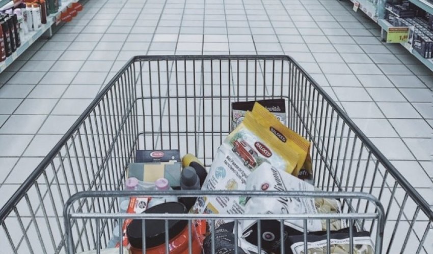 Hrvati će za blagdane potrošiti rekordnih 3,3 milijarde eura