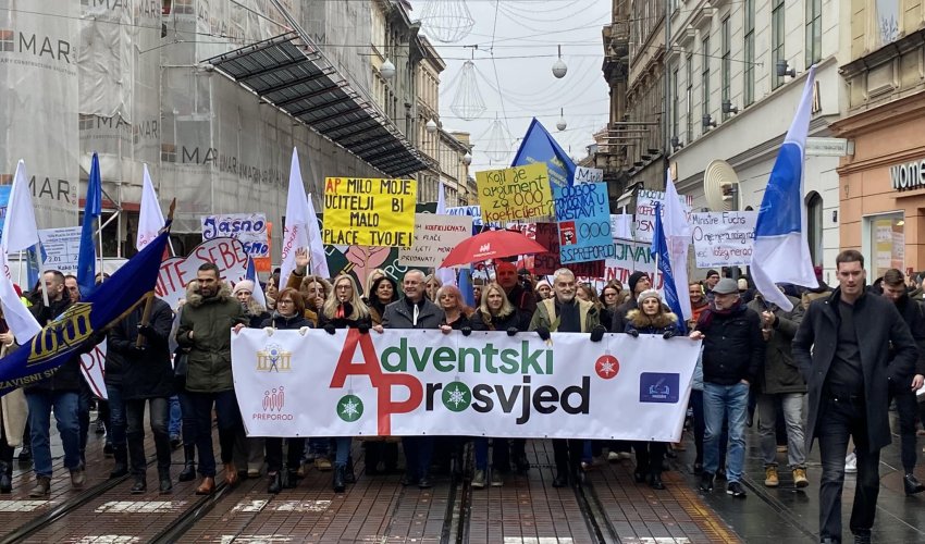 Prosvjed školskih sindikata u Zagrebu