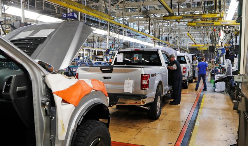 Ford donira milijun dolara i flotu vozila za Trumpovu inauguraciju