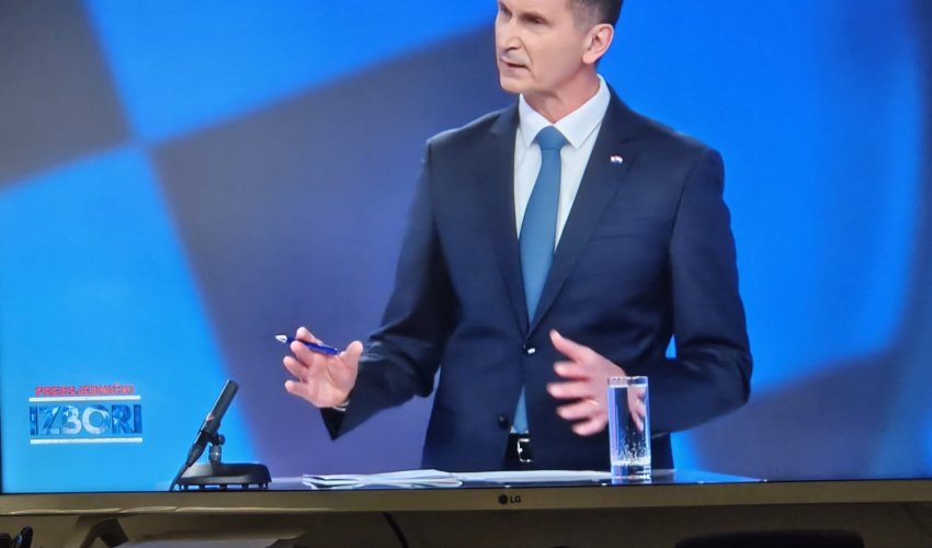 Komunikologinja: Primorac se suptilno distancirao od HDZ-a