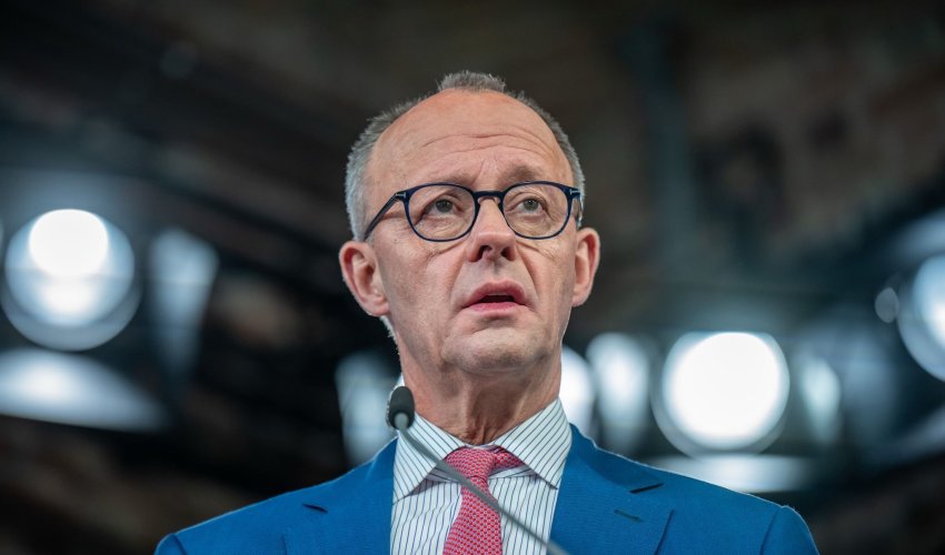 Merz: Ciljana potrošnja na obranu je nebitna