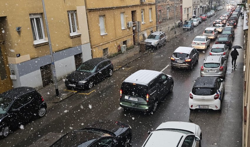 Snijeg jutros zabijelio dijelove Zagreba
