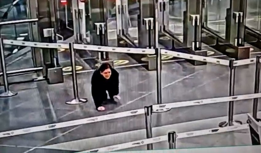 Pogledajte kako se žena narugala sigurnosnom sustavu u beogradskoj zračnoj luci (VIDEO)