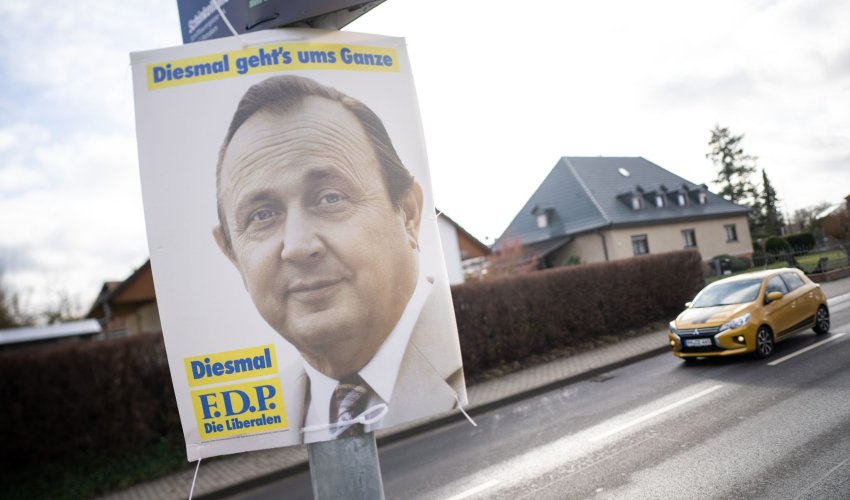 Njemački FDP lansirao predizborne plakate s Genscherom