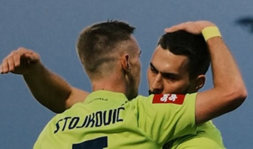 Dinamo golom Stojkovića pobijedio Slaven i ostao u utrci za titulu