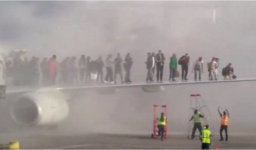 Zapalio se motor Boeinga u Denveru, putnici bježali preko krila (VIDEO)