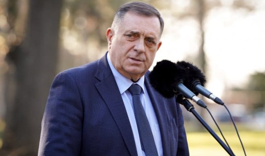 Raspisana tjeralica za Miloradom Dodikom