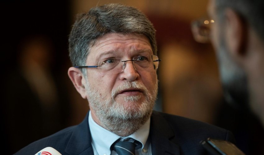 Picula kritizirao zabranu ulaska novinarima u Srbiju