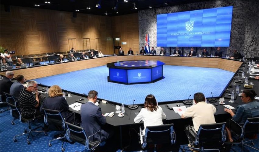 Vlada: Lakši pristup bankarskim uslugama bez dodatnih naknada