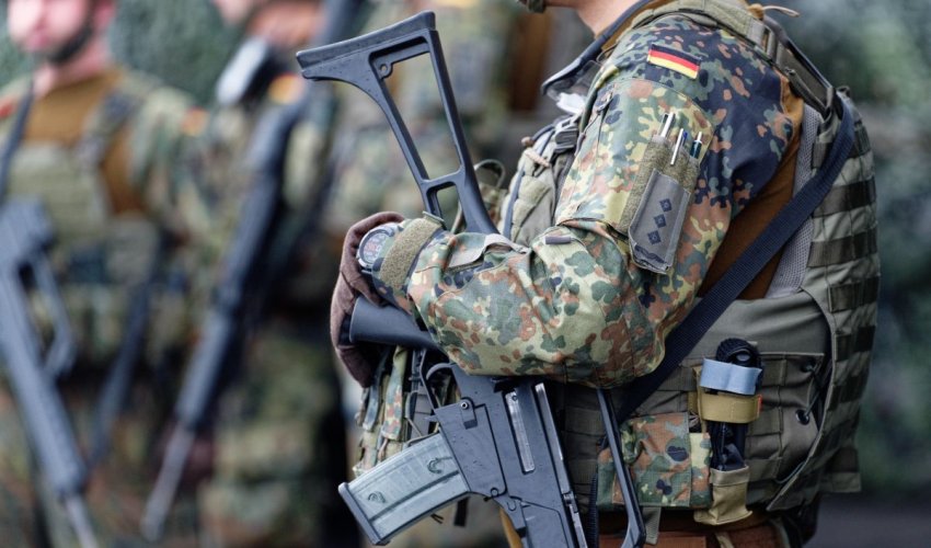 Njemački poslodavci kritični prema uvođenju vojnog roka