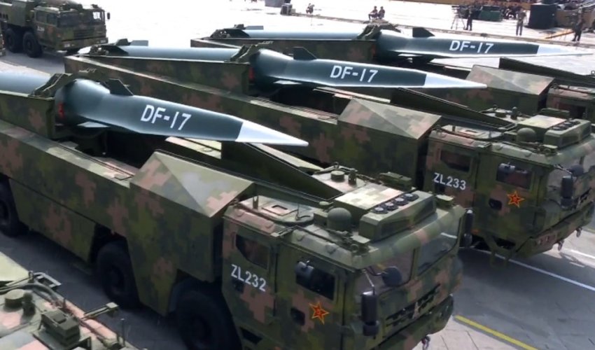Kina pokazala nova oružja na velikoj paradi u Pekingu