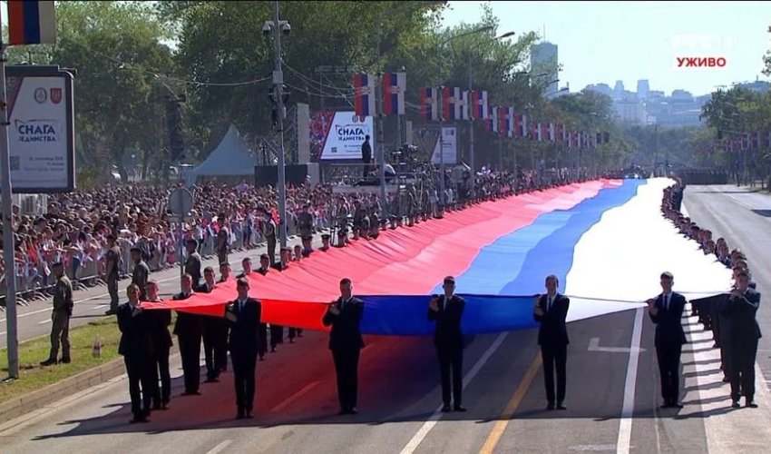 Pet nijansi srpske trobojnice: Najveća sramota Vučićeve vojne parade