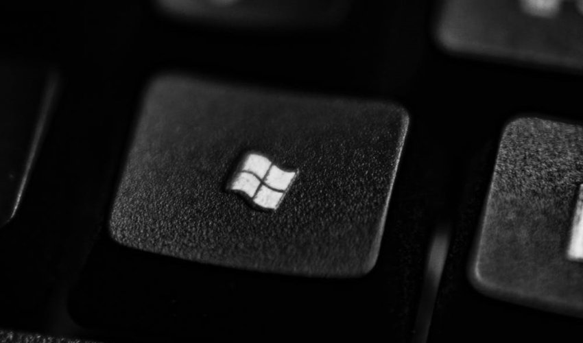 Microsoft neće kreirati AI chatbota za erotiku