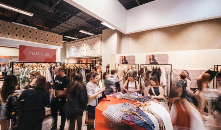 Shein otvorio trgovinu u Parizu, online platforma onemogućena