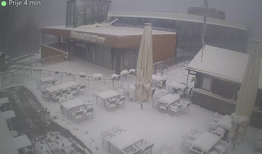 Prvi snijeg zabijelio Hrvatsku