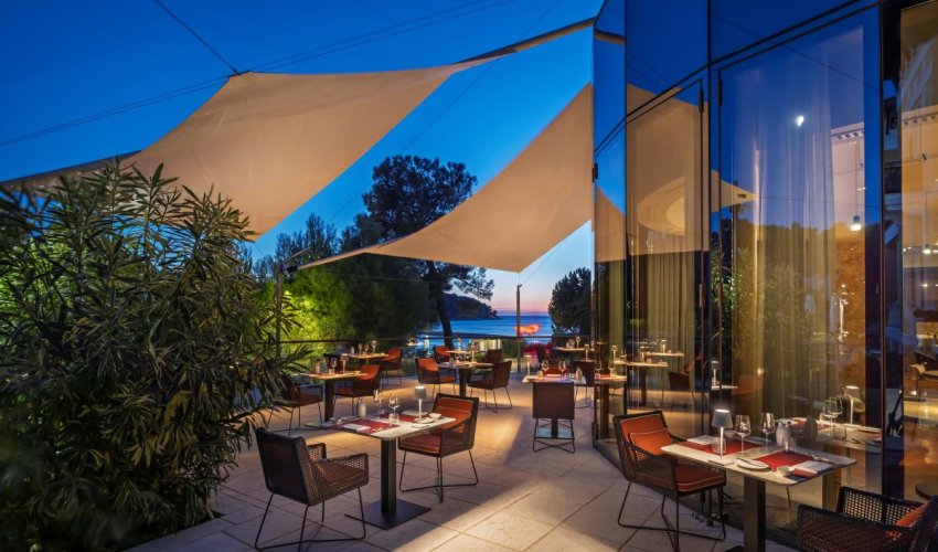 Michelin Gourmet Experience u uvali Čikat: gastro putovanje kroz vrhunsku mediteransku i japansku kuhinju 