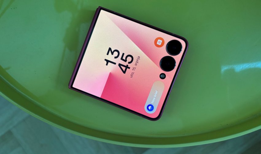 Iskustvo nakon godinu dana sa Samsung Galaxy Z Flip7 telefonom
