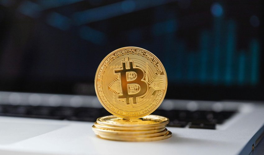 Bitcoin uzletio iznad 75.000 dolara