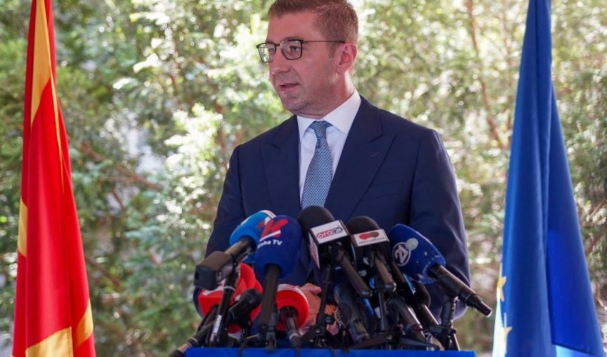 Od Breitbarta do Newsmaxa: Balkanski čelnici traže prečicu do Trumpa