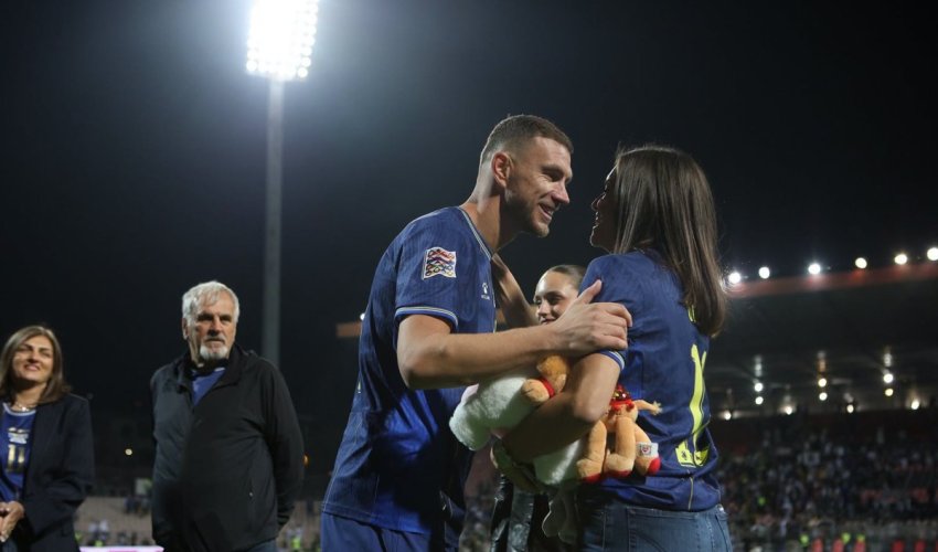 Džeko se oprostio od reprezentacije BiH, potekle i suze